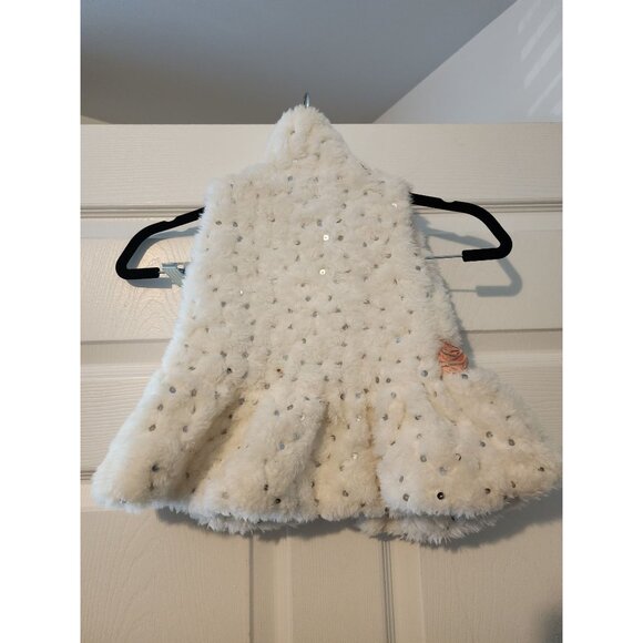 Little Lass Girls Faux Fur Vest With Rhinestones & Floral Accents Size 24M White - Picture 2 of 4